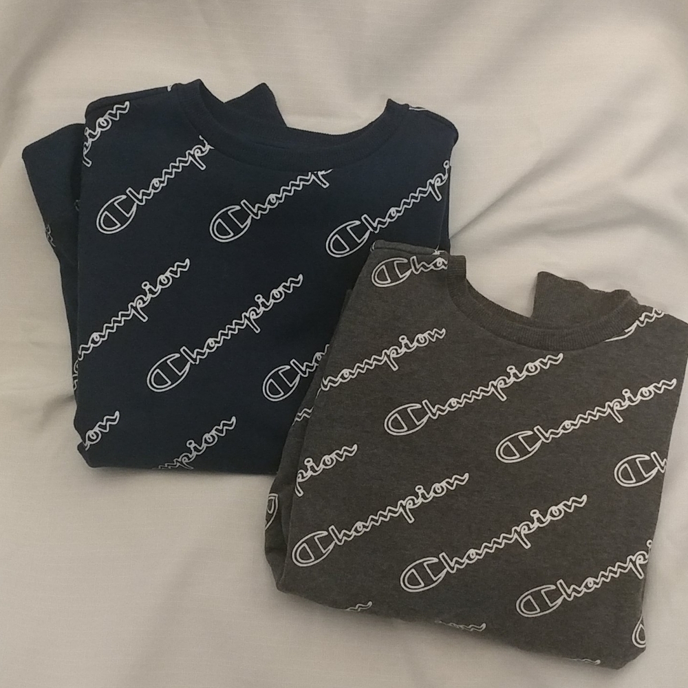 Champion crew neck sweatshirts